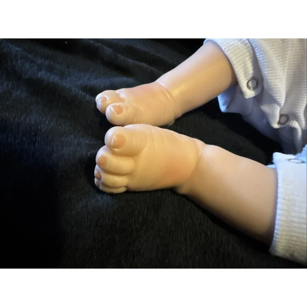 Reborn Linda Murray ADG Beautiful Realistic Doll 20
